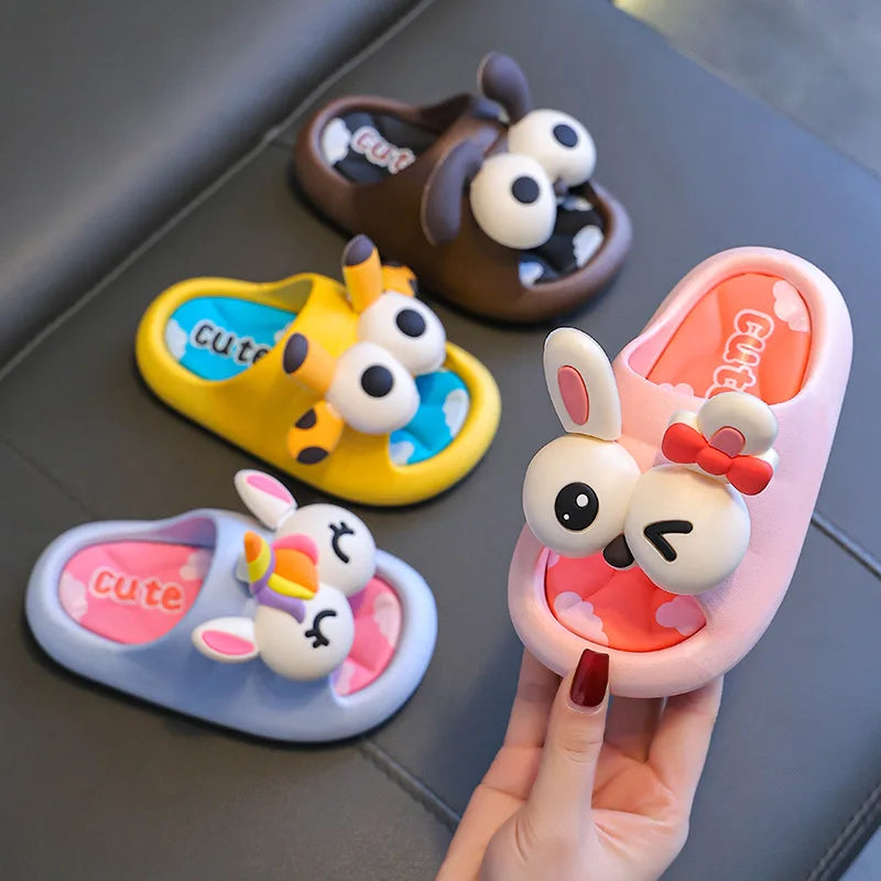 Chinelo Nuvem Girafa