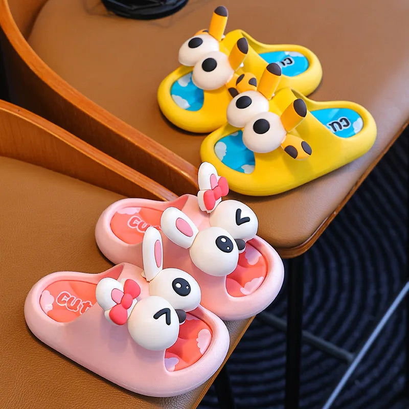 Chinelo Nuvem Girafa